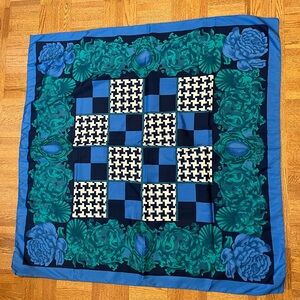 🌸 Elegant Blue and Green Patterned Scarf (3 for $25)